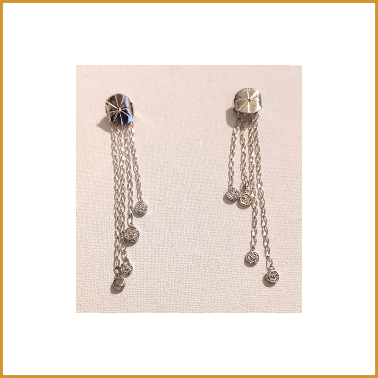 Longues boucles d’oreilles en diamant