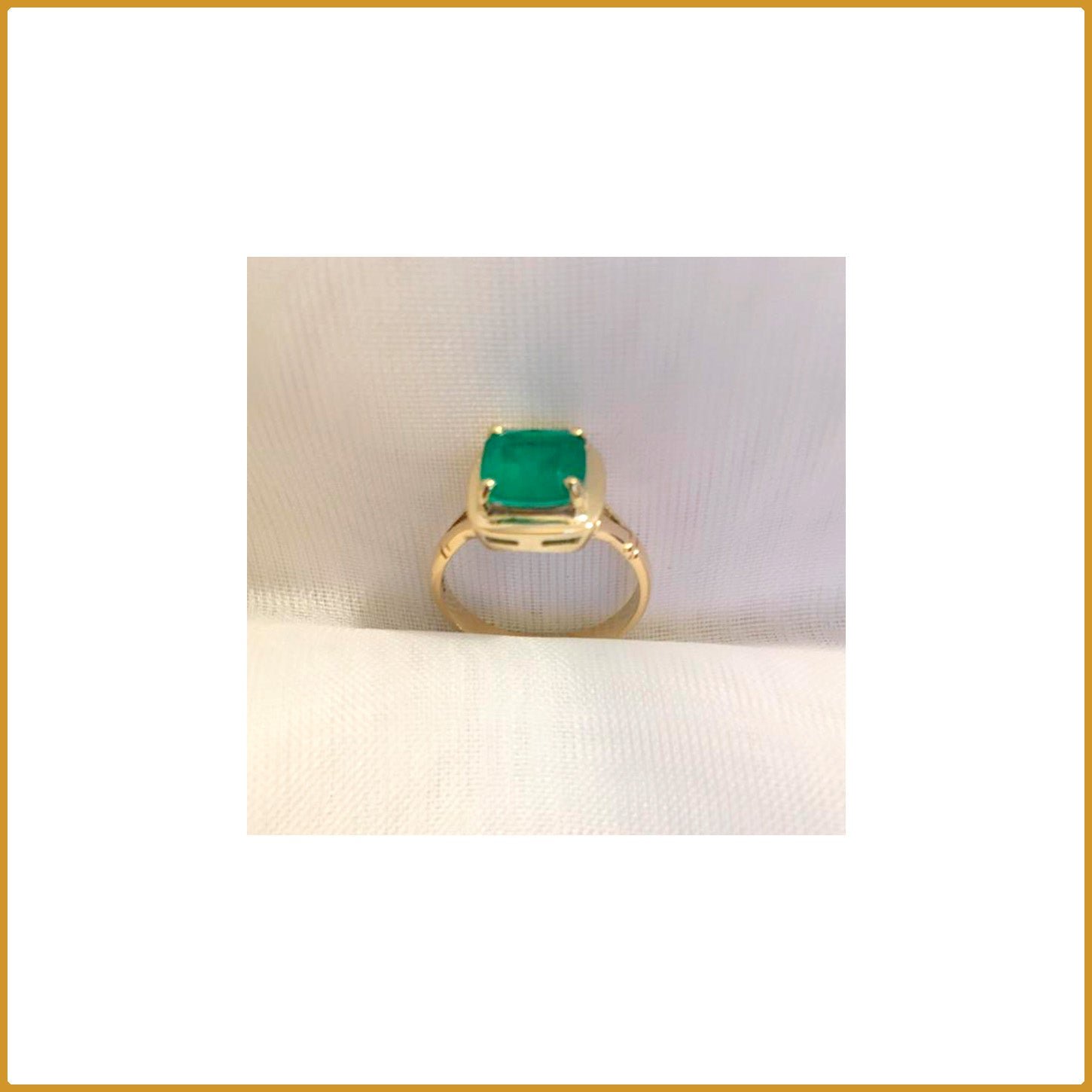 Bague en or avec sertissage en pierre d’émeraude