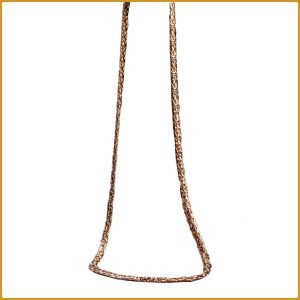 Longue chaine en or 18 carats