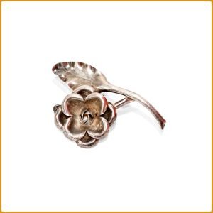 Broche motif fleur