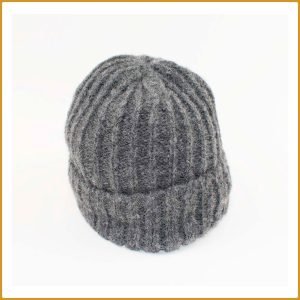 Bonnet cousu à la main