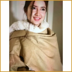 074-1 Estola camello